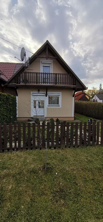 Villa Kotnyek Nyaralo Balatonkeresztúr Exterior foto
